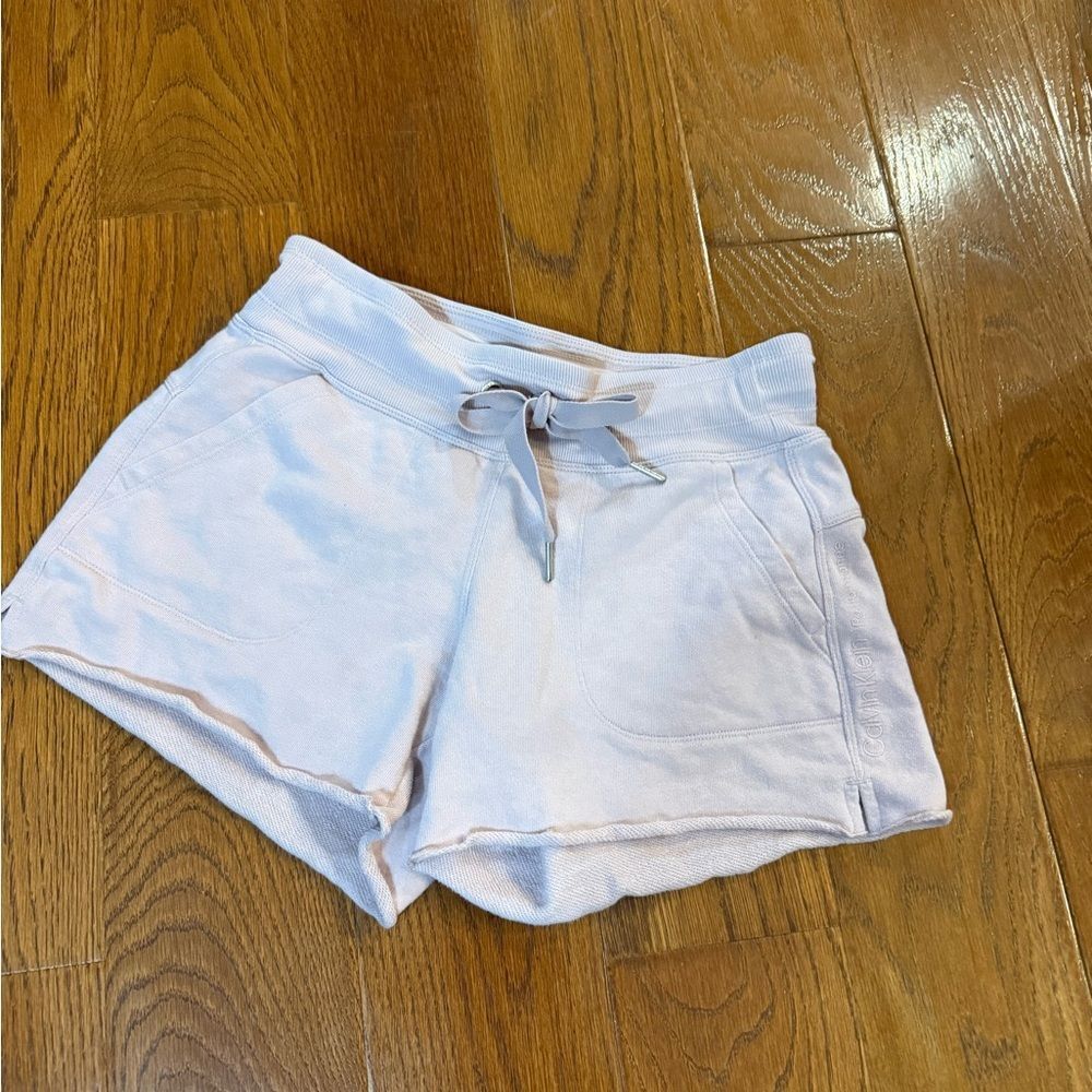 Women's Calvin Klein light pink performance Shorts size XS